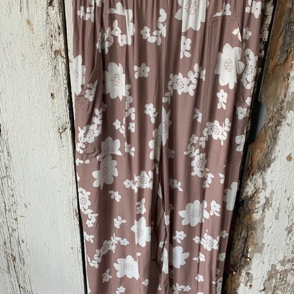 RARE For Love & Lemons Sweet Jane plunging floral Jumpsuit sz M NWT - Picture 6 of 12